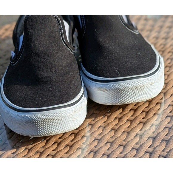 Vans Women's Black Slip-On Shoes - Picture 7 of 11